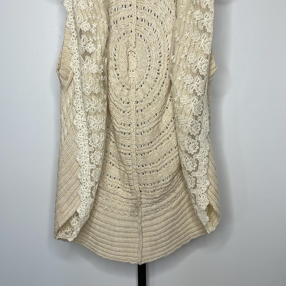 Flying Tomato Lace Sweater Vest Cardigan Ivory Women's Sleeveless Size Small - Picture 4 of 12